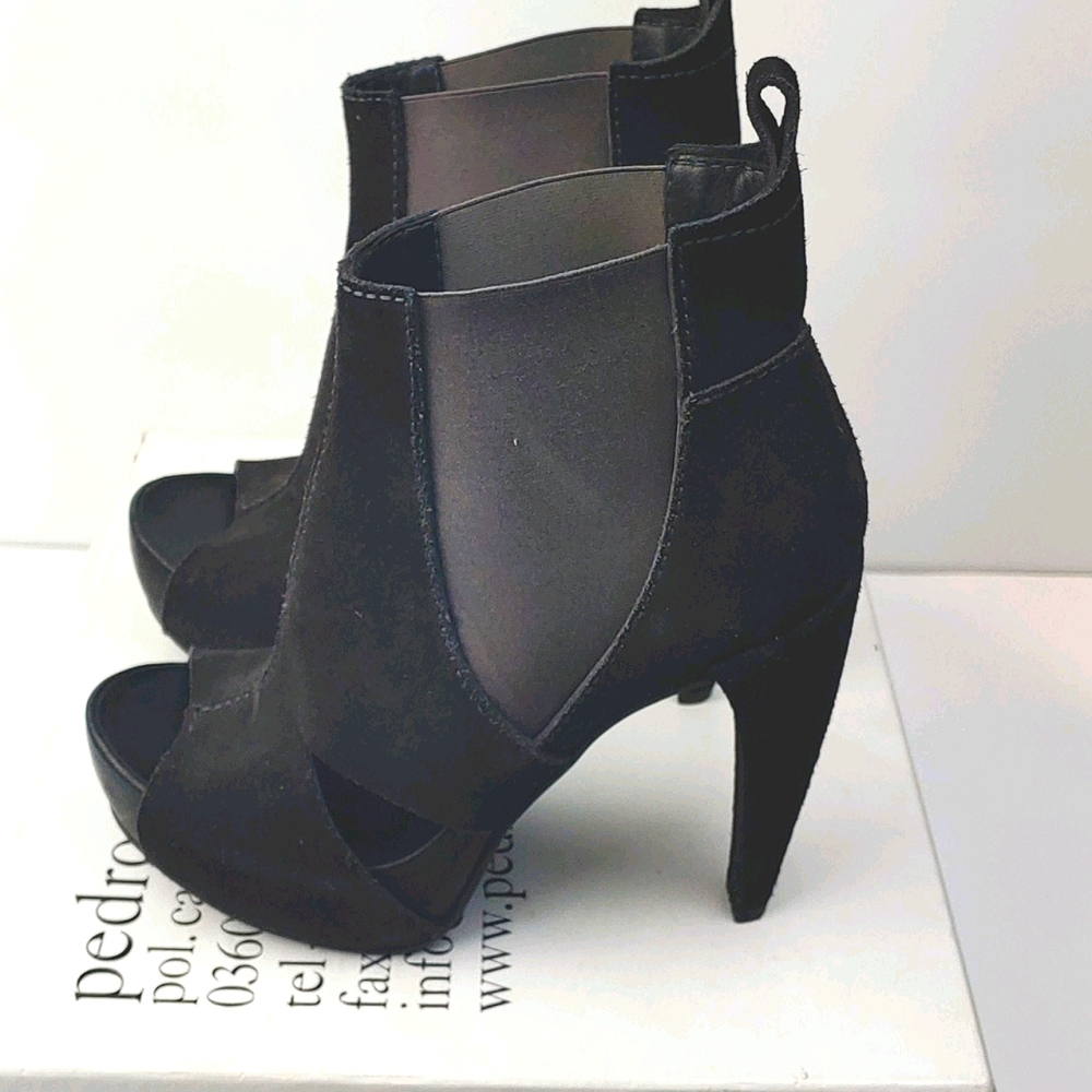 Pedro Garcia Italian Peek Toe (Size 38.5/Size 8.5)